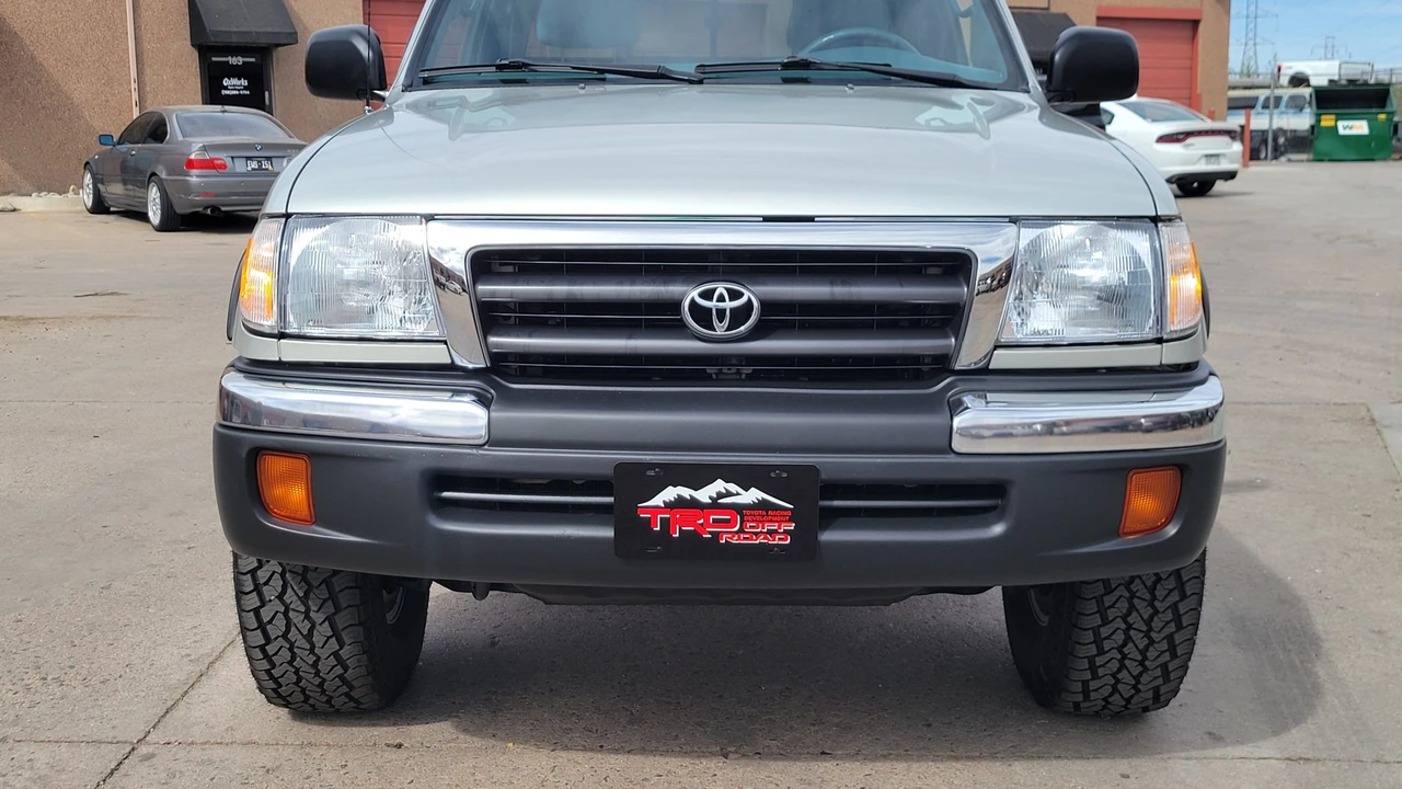 2000 Toyota Tacoma 1st Gen - Image 17 of 31