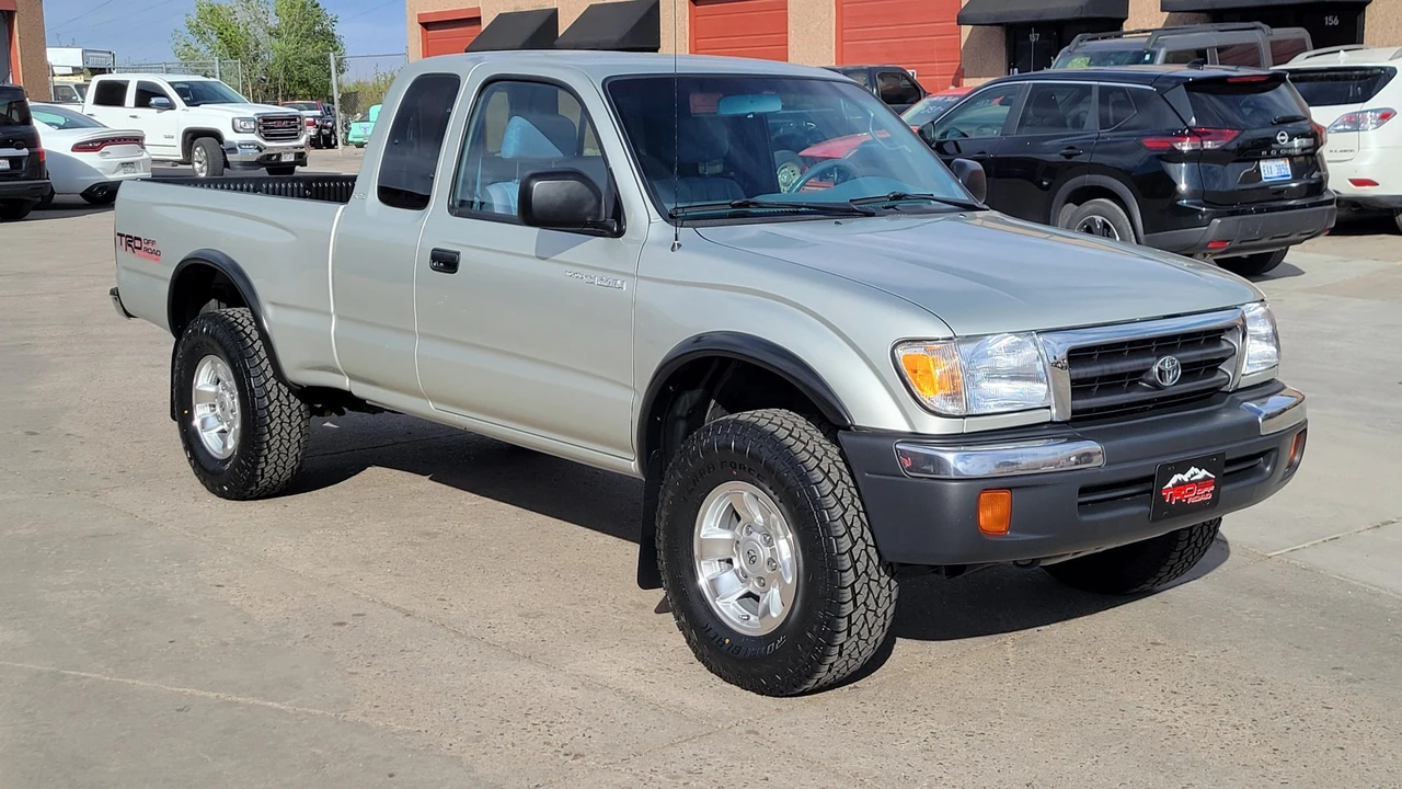 2000 Toyota Tacoma 1st Gen - Image 12 of 31