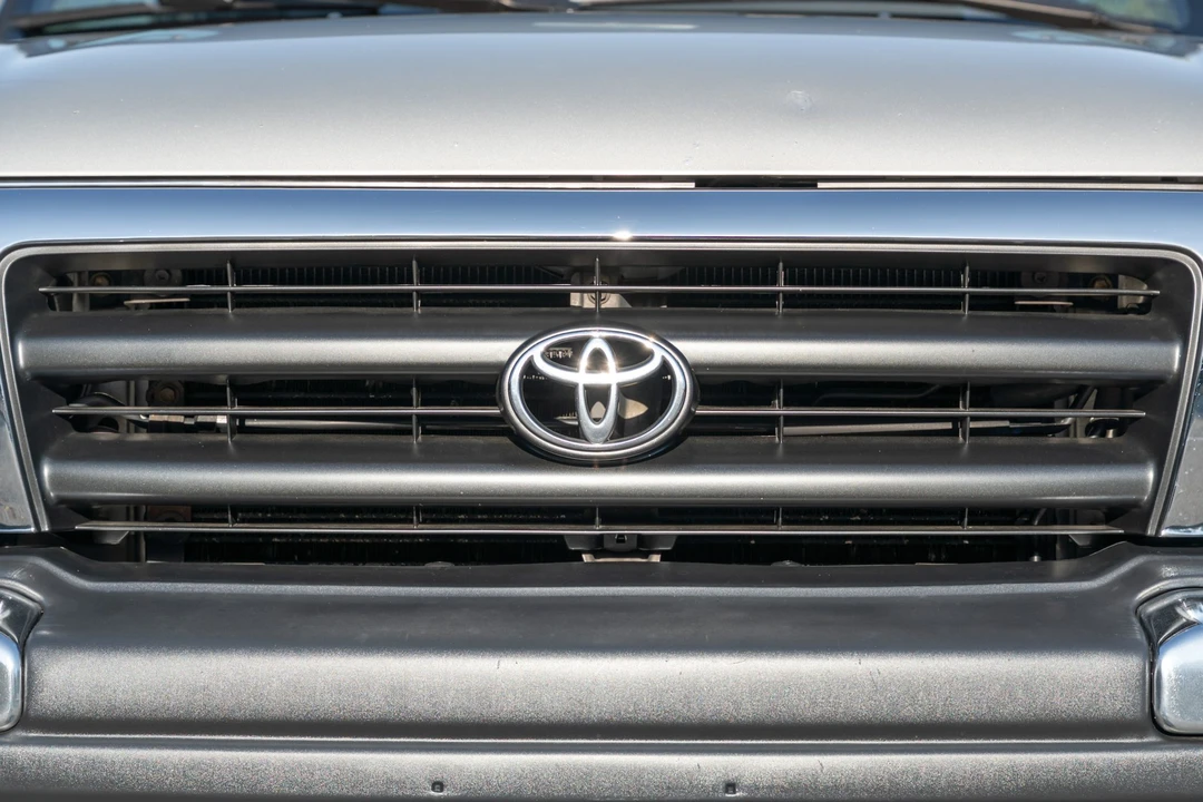 2000 Toyota Tacoma 1st Gen - Image 10 of 31