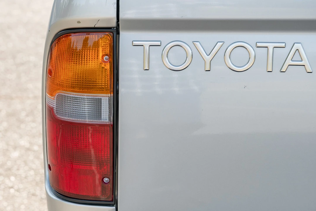 2000 Toyota Tacoma 1st Gen - Image 18 of 31