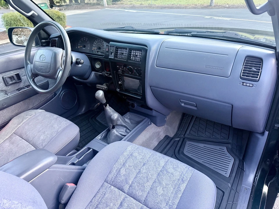 2000 Toyota Tacoma 1st Gen - Image 19 of 21