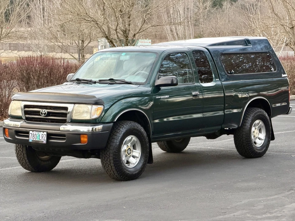 2000 Toyota Tacoma 1st Gen - Image 2 of 21