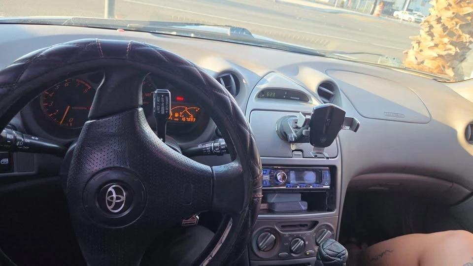 2000 Toyota Celica 7th Gen - Image 2 of 2