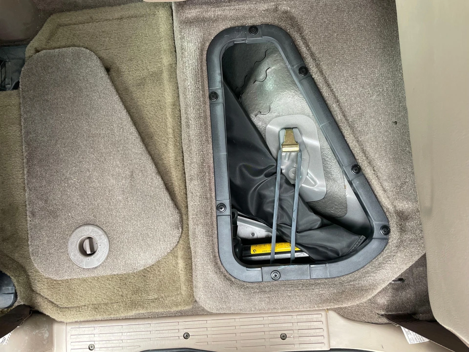 2000 Toyota Tundra 1st Gen - Image 24 of 31