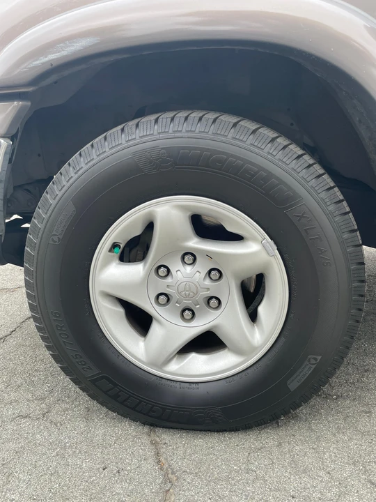 2000 Toyota Tundra 1st Gen - Image 11 of 31