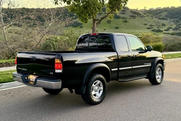 2000 Toyota Tundra 1st Gen - Image 2 of 7