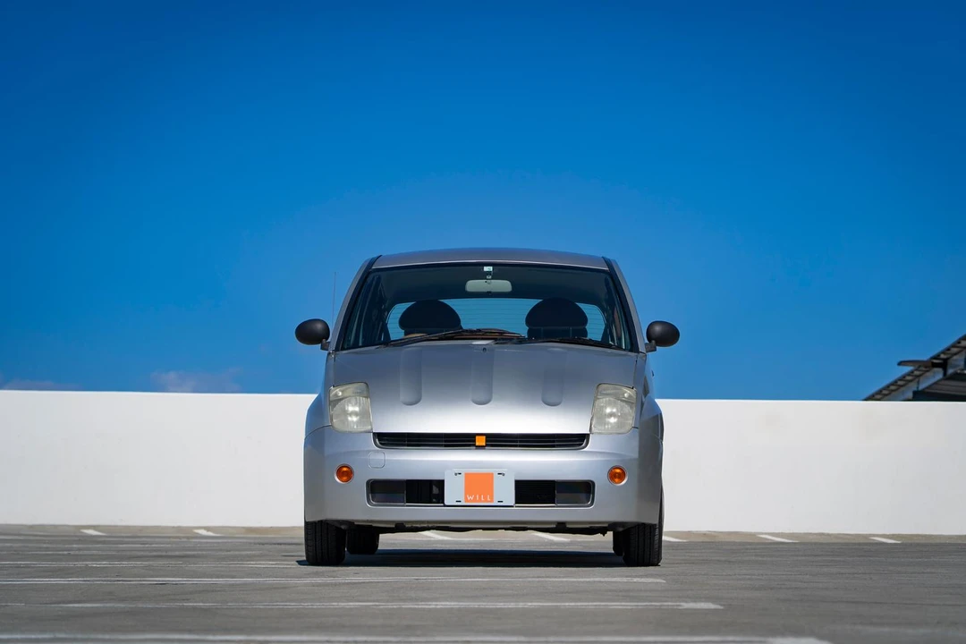2000 Toyota - Image 4 of 31