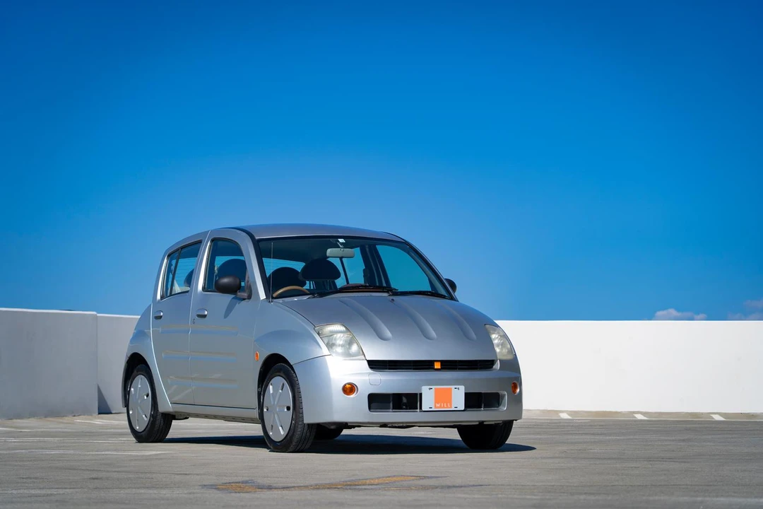 2000 Toyota - Image 6 of 31