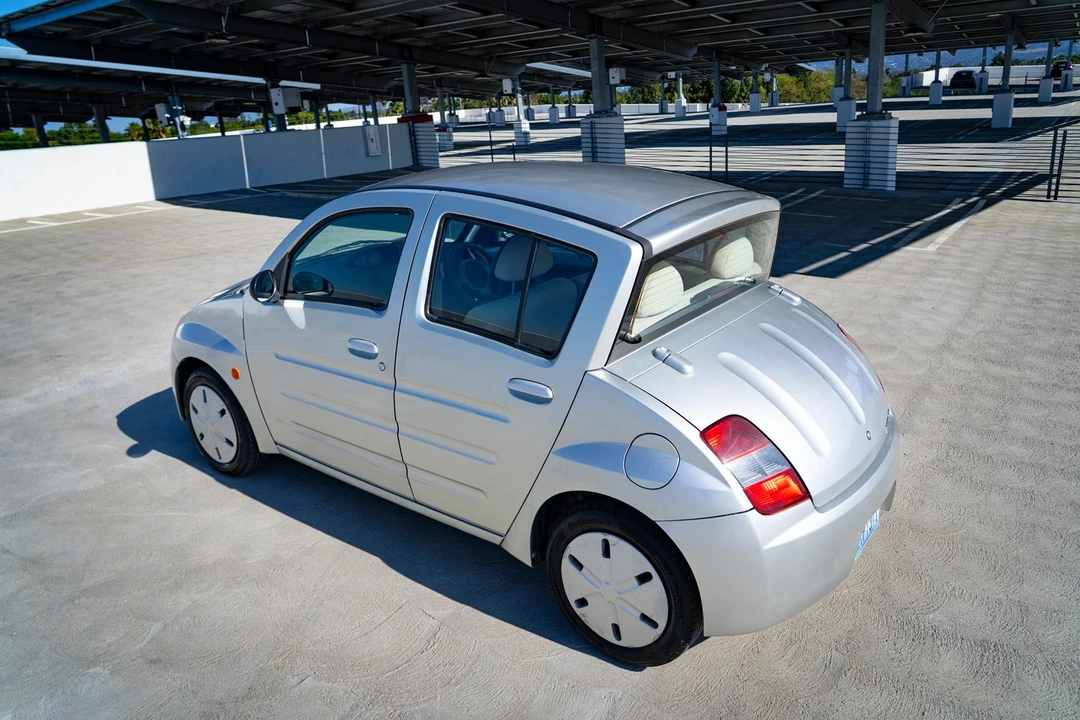 2000 Toyota - Image 27 of 31