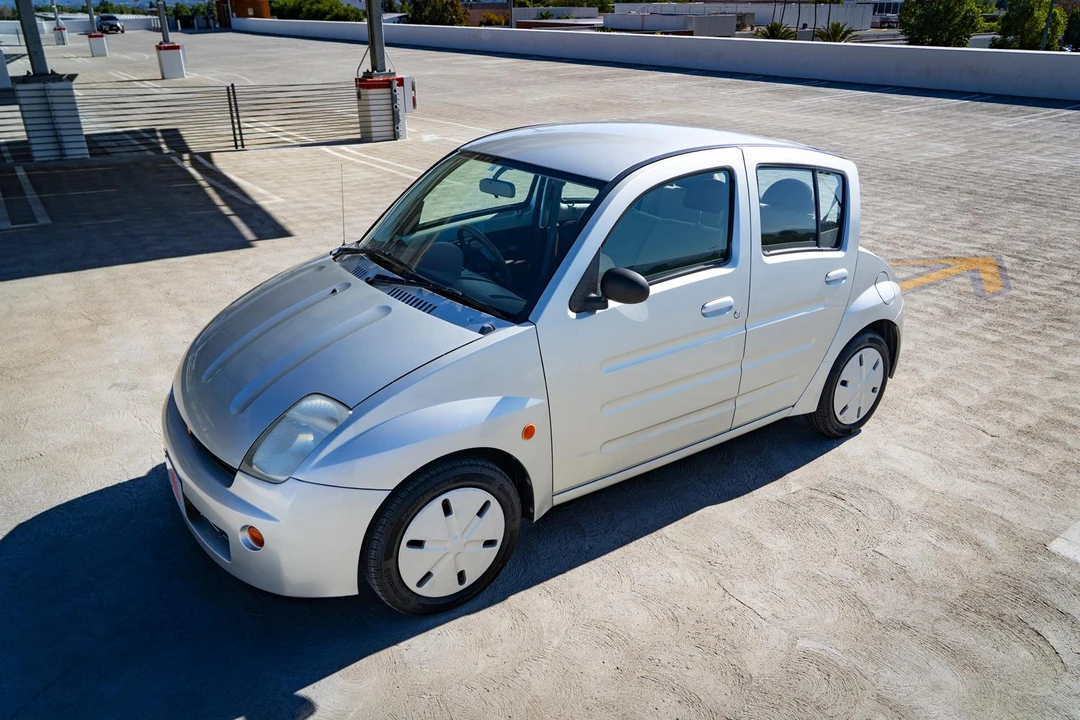 2000 Toyota - Image 28 of 31