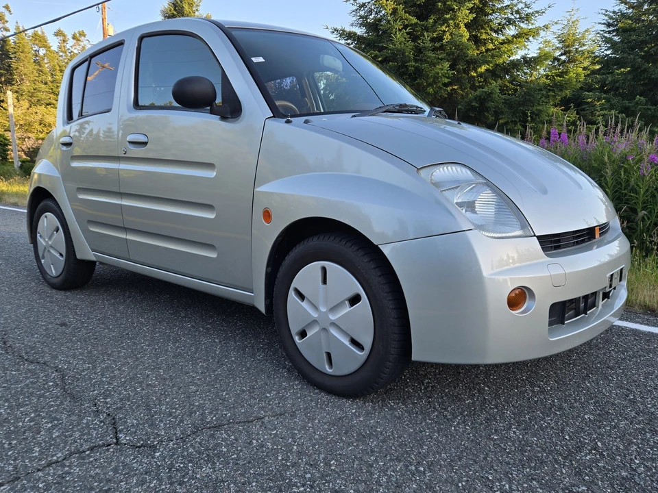 2000 Toyota - Image 9 of 31