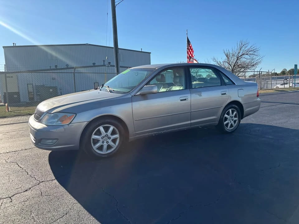 2000 Toyota Avalon 2nd Gen - Image 2 of 20