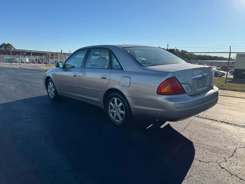 2000 Toyota Avalon 2nd Gen - Image 5 of 20