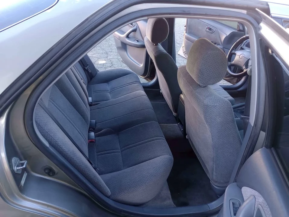 2000 Toyota Camry 4th Gen - Image 2 of 7