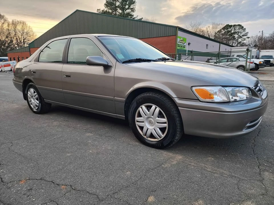 2000 Toyota Camry 4th Gen - Image 5 of 10