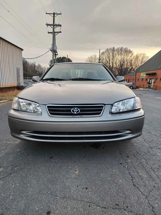 2000 Toyota Camry 4th Gen - Image 2 of 10