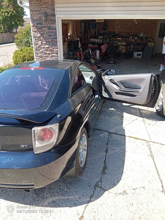 2000 Toyota Celica 7th Gen - Image 2 of 4