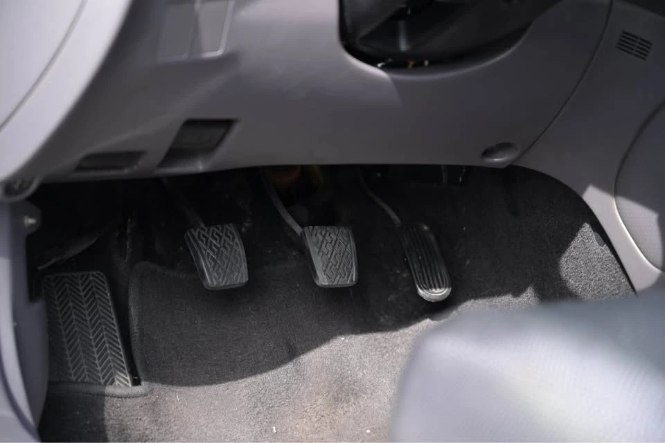 2000 Toyota Celica 7th Gen - Image 15 of 18