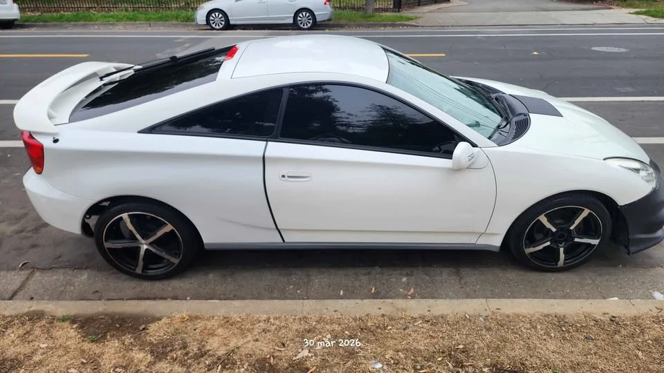 2000 Toyota Celica 7th Gen - Image 2 of 8