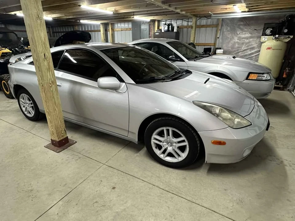 2000 Toyota Celica 7th Gen - Image 2 of 5