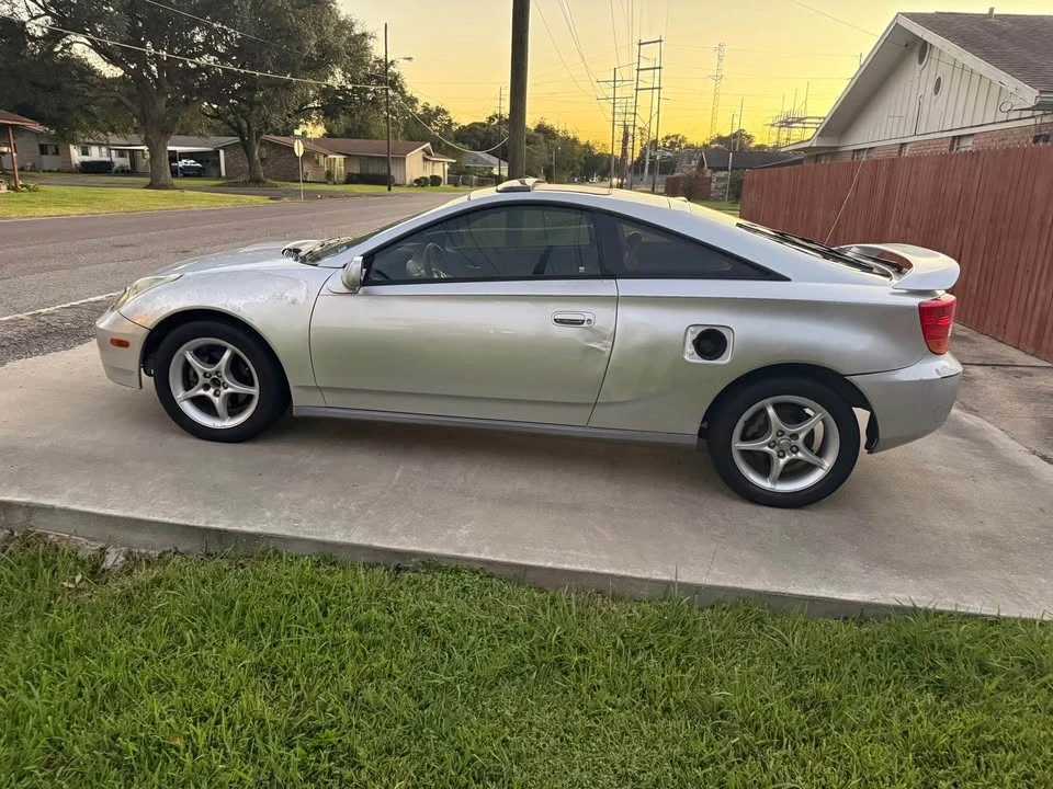 2000 Toyota Celica 7th Gen - Image 2 of 8