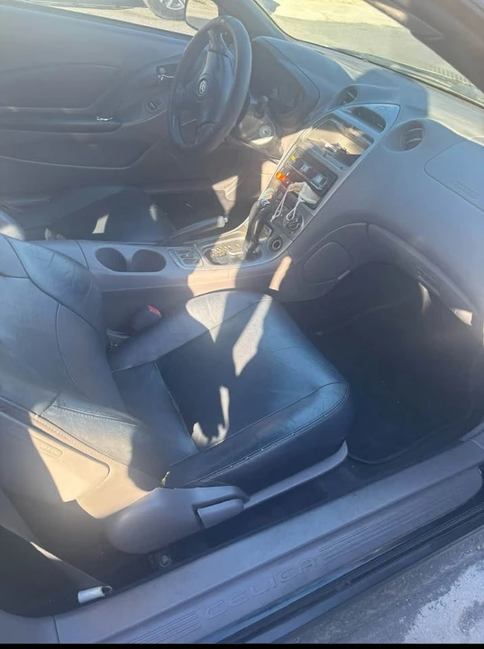 2000 Toyota Celica 7th Gen - Image 2 of 3