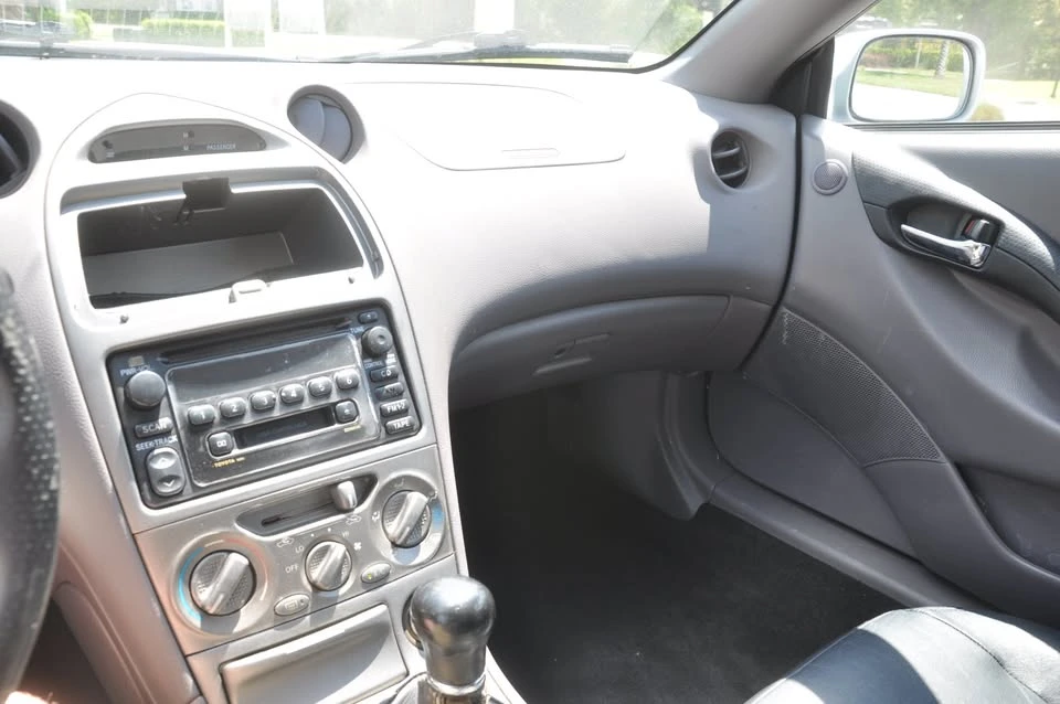 2000 Toyota Celica 7th Gen - Image 17 of 20