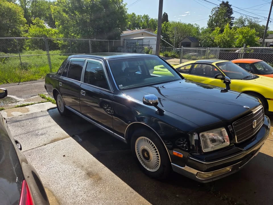 2000 Toyota Century 2nd Gen - Image 3 of 11