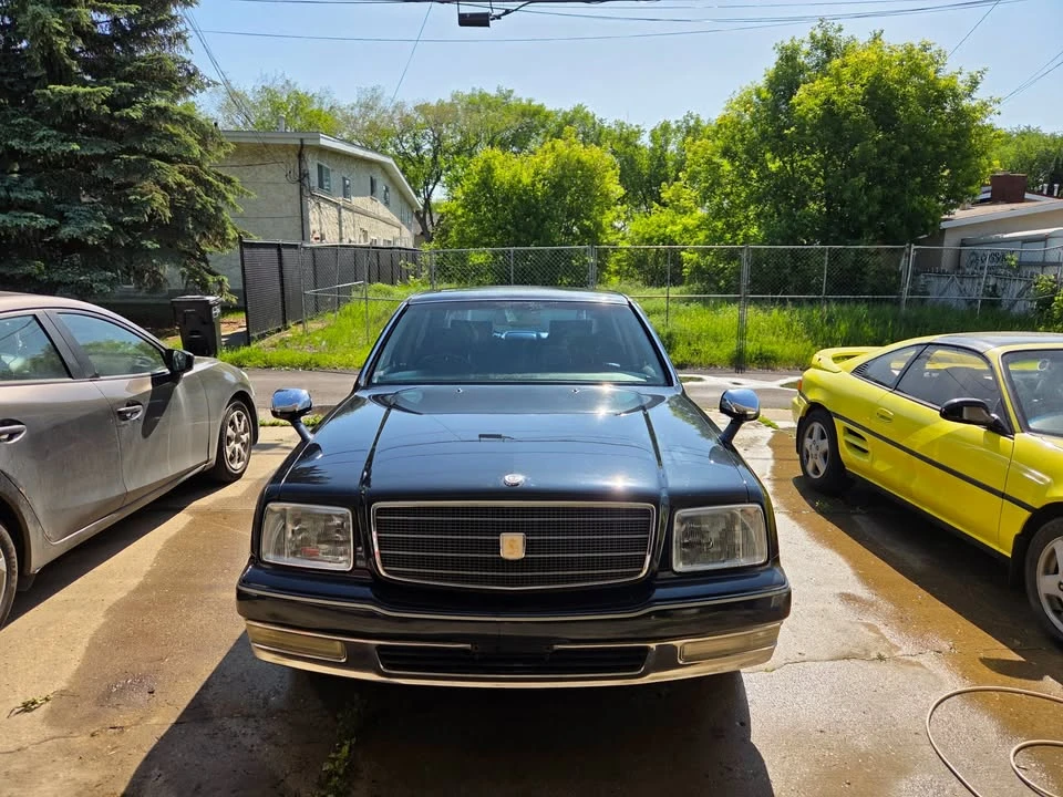 2000 Toyota Century 2nd Gen - Image 2 of 11
