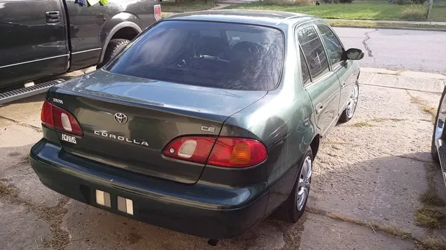 2000 Toyota Corolla 8th Gen - Image 2 of 6