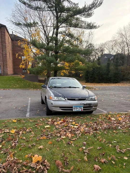 2000 Toyota Corolla 8th Gen - Image 1 of 7
