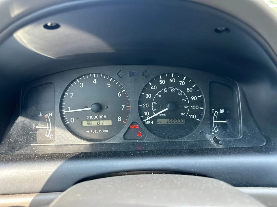 2000 Toyota Corolla 8th Gen - Image 2 of 4