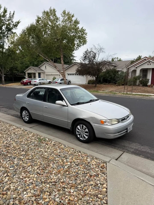 2000 Toyota Corolla 8th Gen - Image 4 of 13