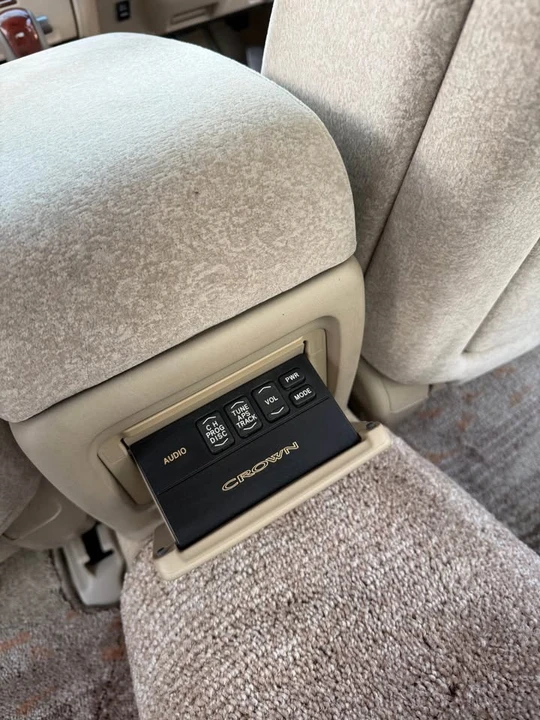 2000 Toyota Crown 11th Gen - Image 11 of 15