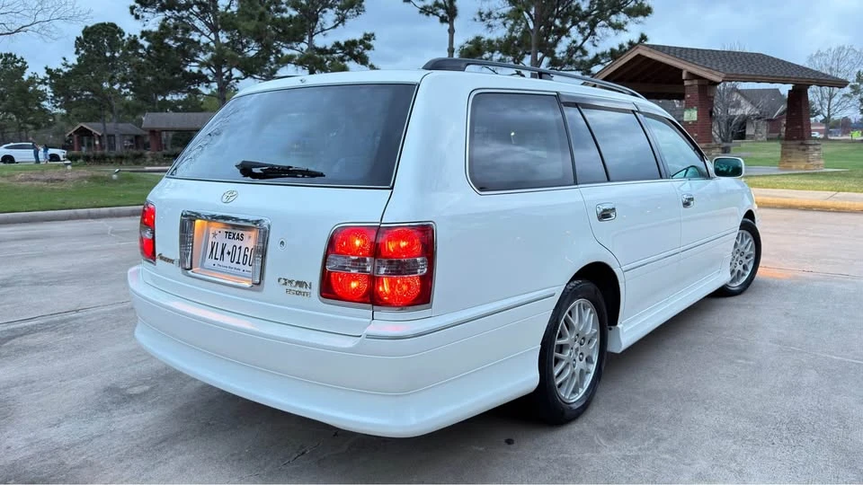 2000 Toyota Crown 11th Gen - Image 3 of 20