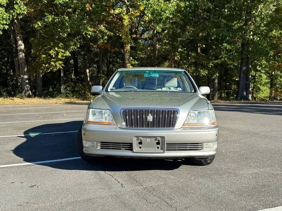 2000 Toyota Crown 11th Gen - Image 2 of 16