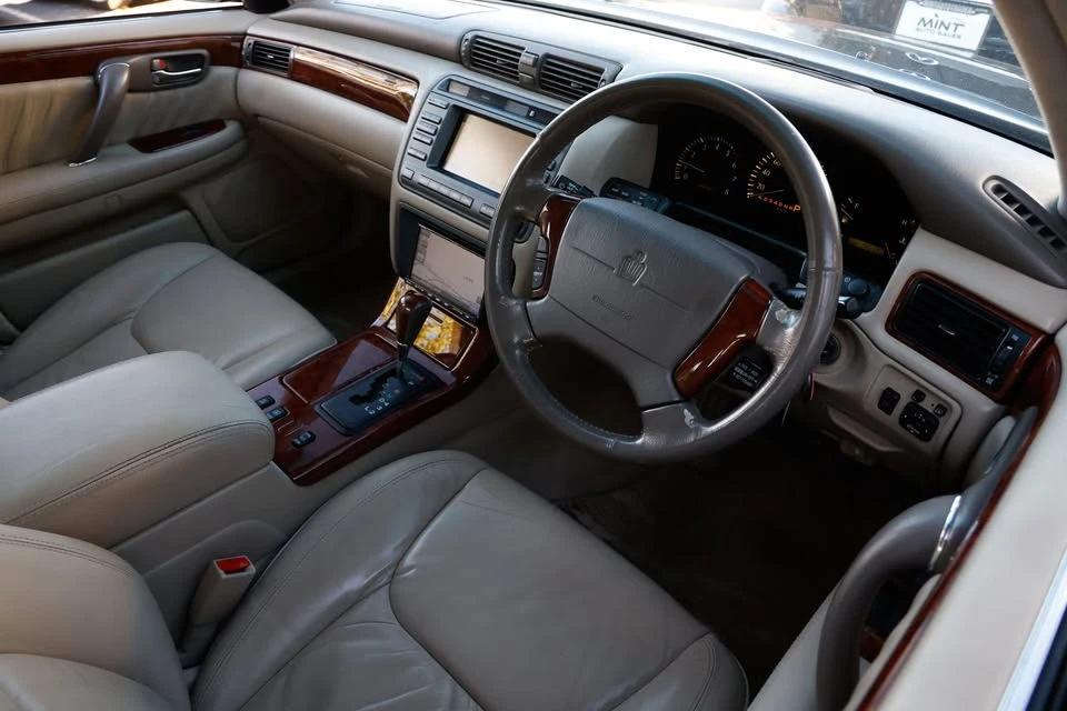 2000 Toyota Crown 11th Gen - Image 4 of 12