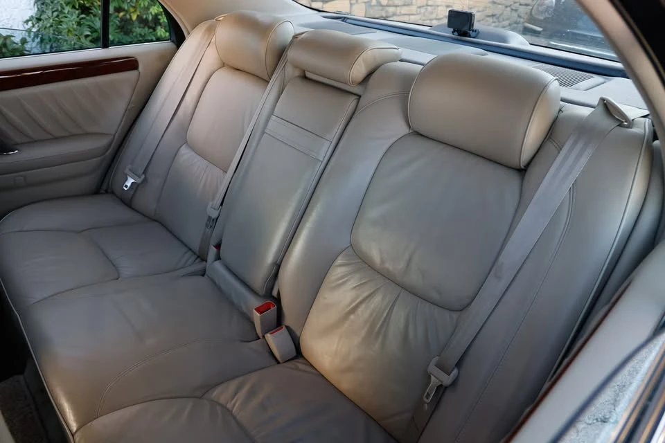 2000 Toyota Crown 11th Gen - Image 10 of 12