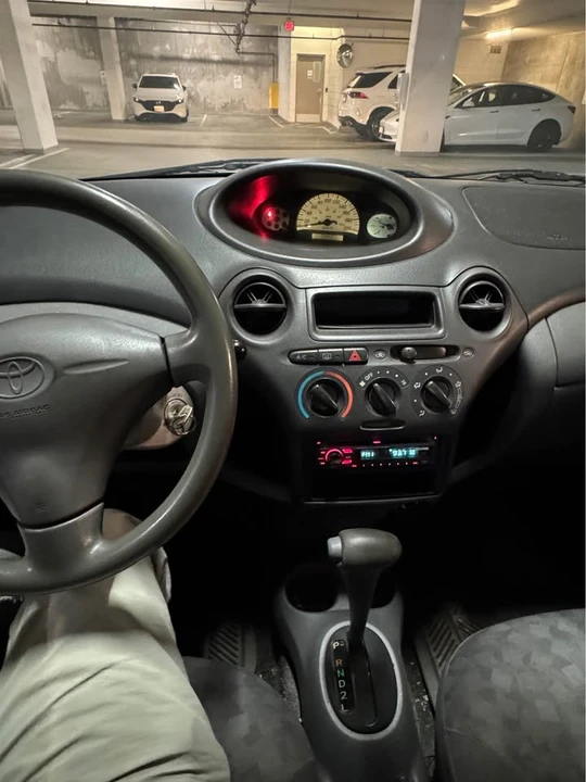 2000 Toyota Echo - Image 9 of 10