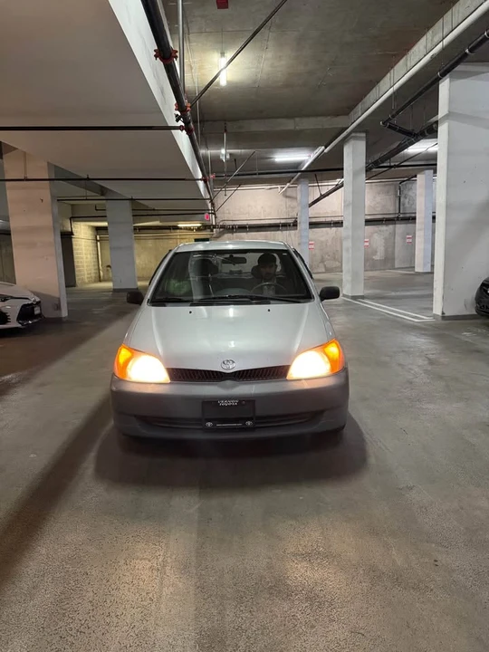 2000 Toyota Echo - Image 2 of 10
