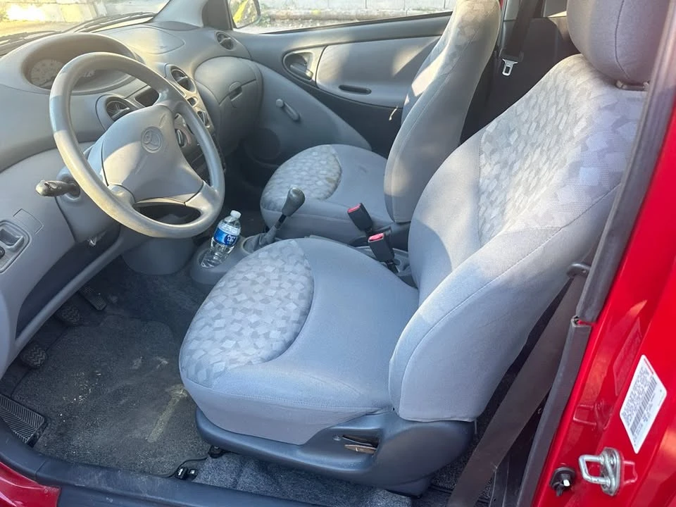 2000 Toyota Echo - Image 9 of 13
