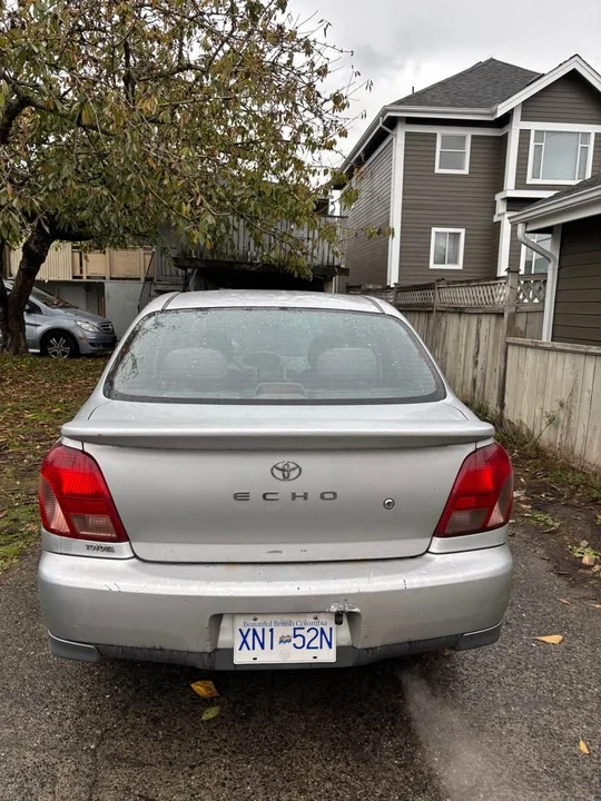 2000 Toyota Echo - Image 2 of 7