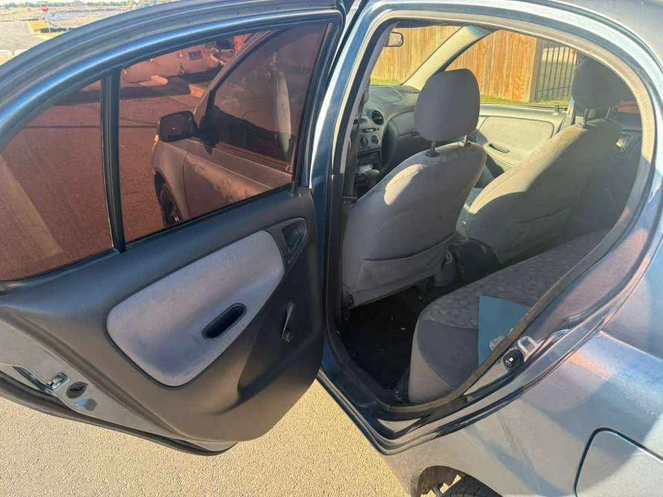2000 Toyota Echo - Image 5 of 10