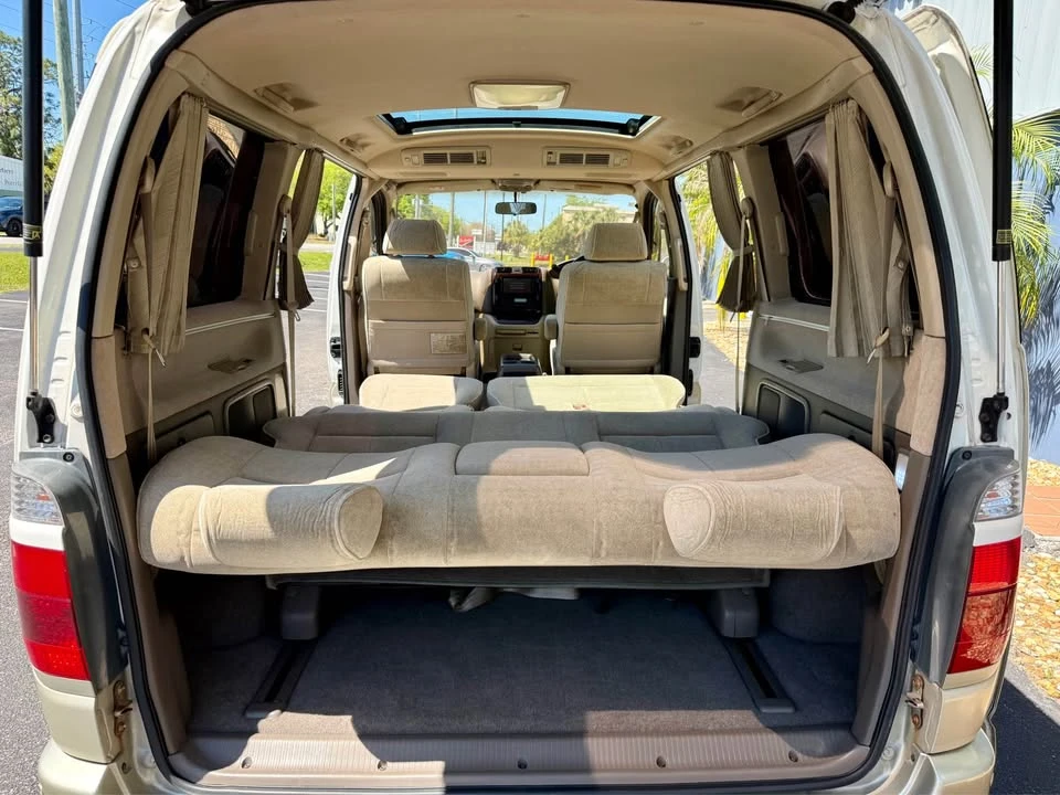 2000 Toyota Granvia 4th Gen - Image 18 of 19