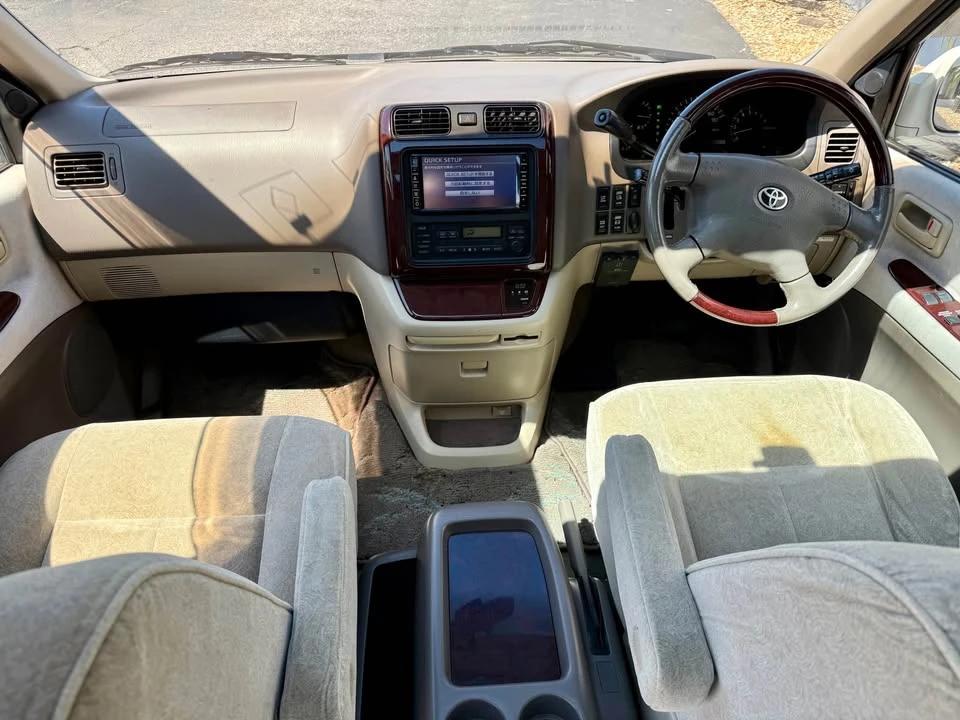 2000 Toyota Granvia 4th Gen - Image 11 of 19