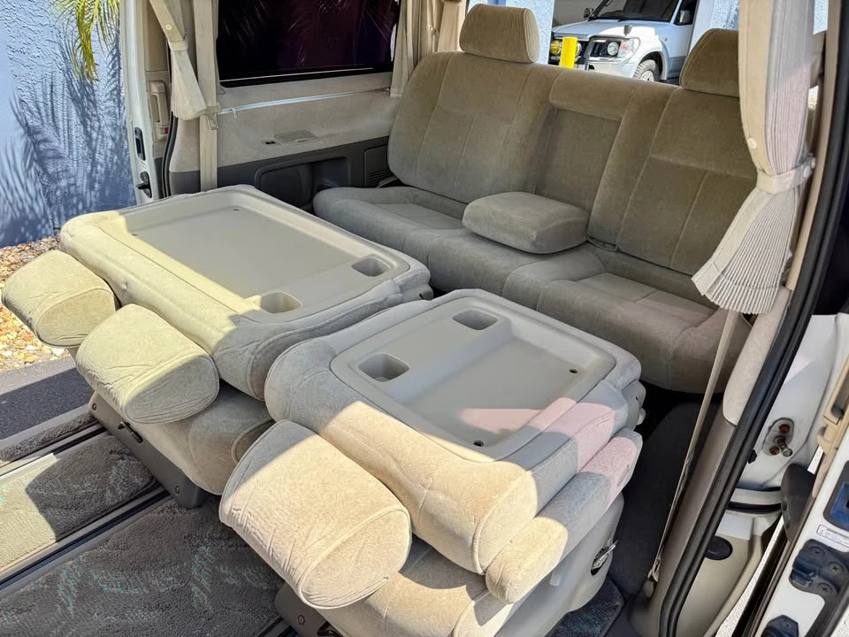 2000 Toyota Granvia 4th Gen - Image 16 of 19