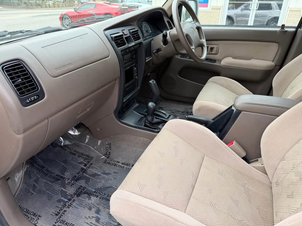 2000 Toyota Hilux 6th Gen - Image 5 of 14
