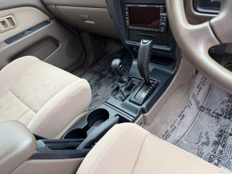 2000 Toyota Hilux 6th Gen - Image 10 of 14