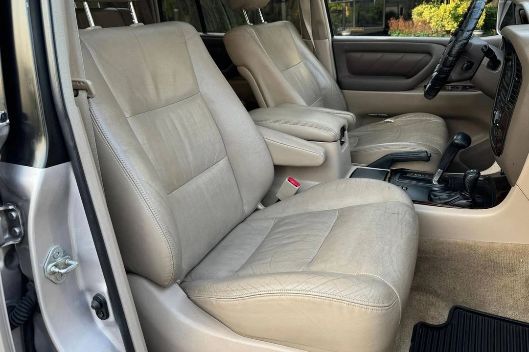 2000 Toyota J100 Land Cruiser - Image 7 of 10