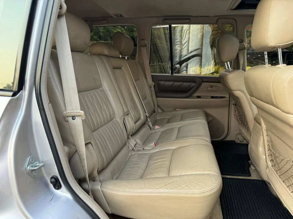 2000 Toyota J100 Land Cruiser - Image 8 of 10